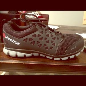 Reebok steel toe shoes